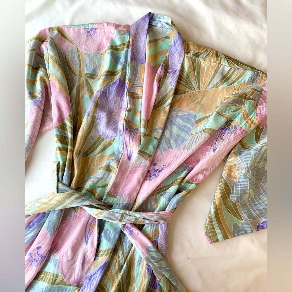 Akemi Houston - kimomo style, long robe